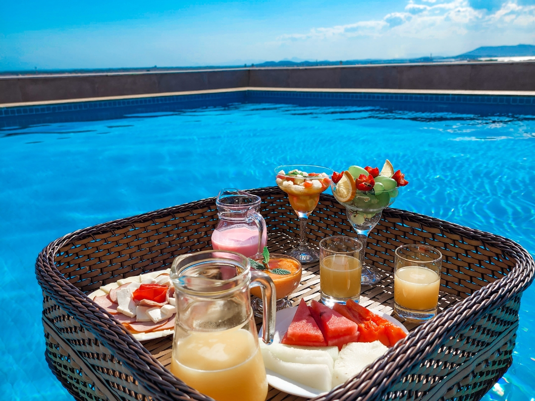 03_cesta_piscina