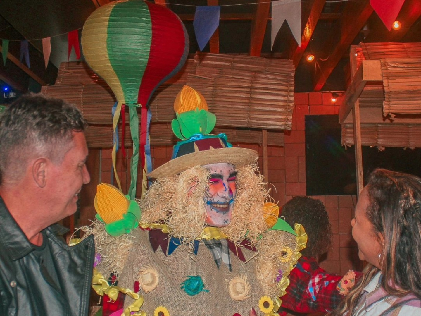 03_espantalho_casal
