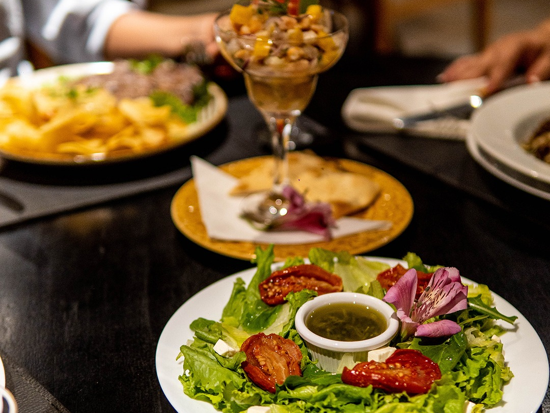 08_salada_mesa